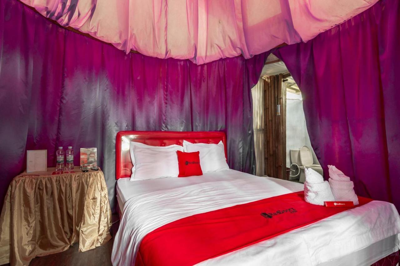 Reddoorz @ Apache Camp Hotel Batu  Luaran gambar